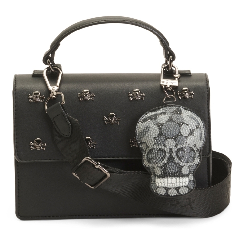 🖤🔹️Betsey Johnson 🔹️skull  Crossbody  With Skull Charm